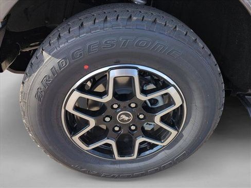 New 2025 Ford Bronco Outer Banks image 10