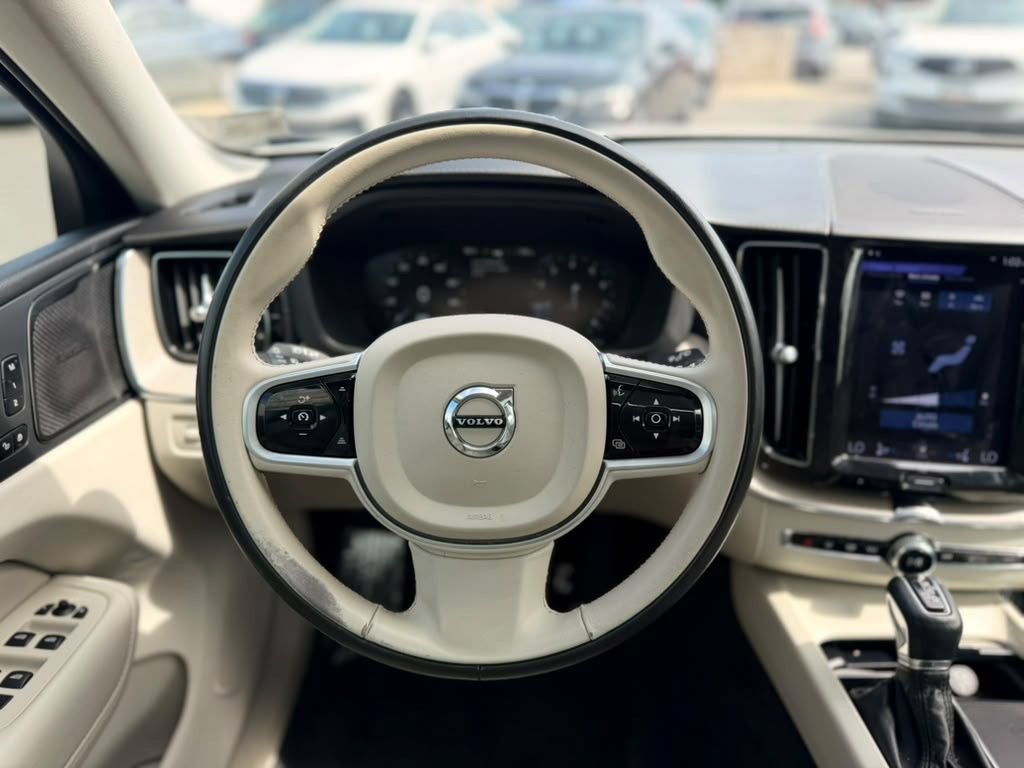 Used 2021 Volvo XC60 T6 Inscription w/ Advanced Package AWD/4WD image 27