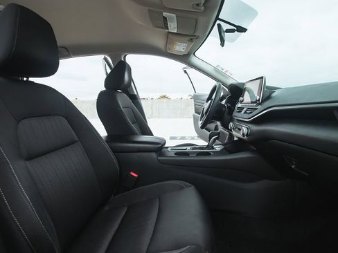 Used 2019 Nissan Altima 2.5 S image 16