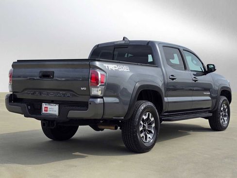 Certified 2023 Toyota Tacoma TRD Off-Road w/ TRD Premium Off Road Package AWD/4WD image 3