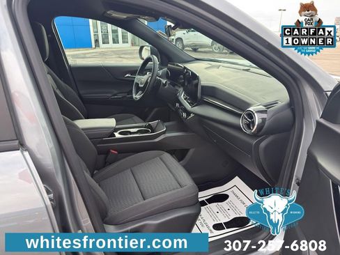 Used 2025 Chevrolet Equinox LT AWD/4WD image 10