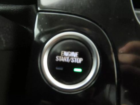 Used 2020 Buick Encore Essence AWD/4WD image 18