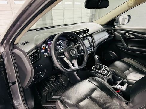 Used 2020 Nissan Rogue SL image 21