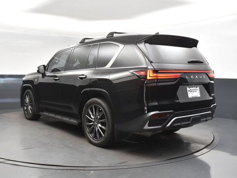 Used 2023 Lexus LX 600 F Sport image 5