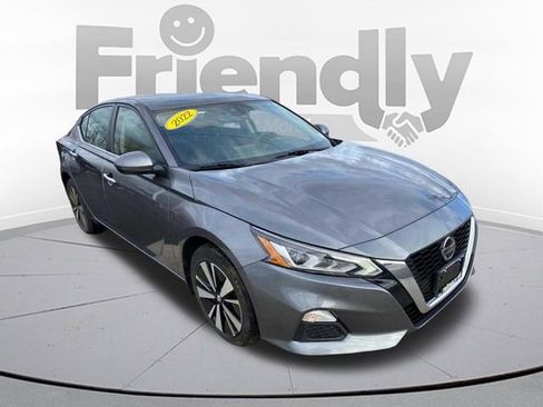 Used 2022 Nissan Altima 2.5 SV AWD/4WD image 3