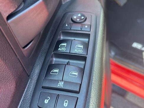 Used 2019 RAM 1500 Express w/ Wheel & Sound Group AWD/4WD image 12