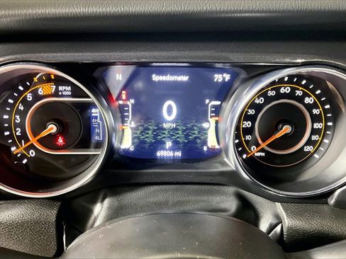 Used 2023 Jeep Wrangler Unlimited Rubicon 392 w/ Xtreme Recon 35" Tire Package image 17