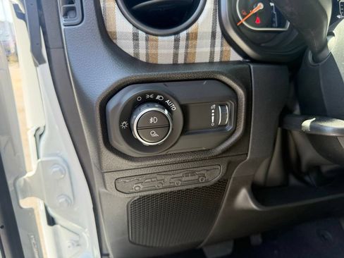 New 2026 Jeep Gladiator Sport AWD/4WD image 16