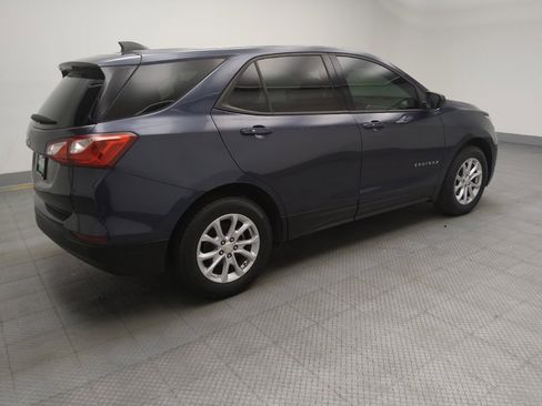 Used 2019 Chevrolet Equinox LS w/ LS Convenience Package image 10