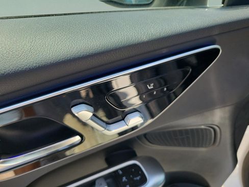 Certified 2026 Mercedes-Benz GLC 300 image 14