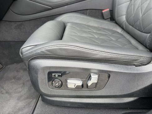 Used 2026 BMW X6 xDrive40i w/ Climate Comfort Package AWD/4WD image 26