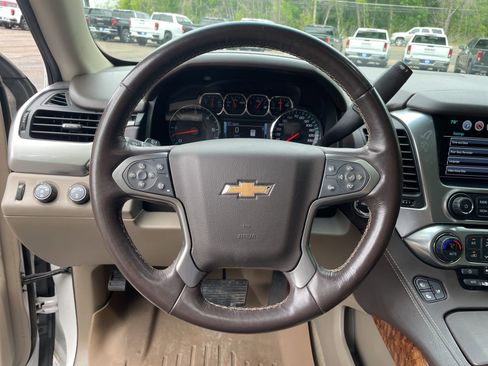 Used 2018 Chevrolet Tahoe Premier image 16
