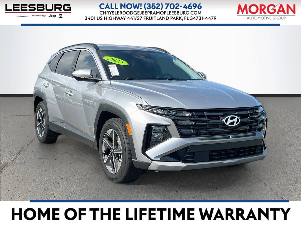 Used 2025 Hyundai Tucson SEL FWD image 1