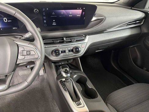 New 2025 Buick Envista Preferred w/ Convenience I Package image 54