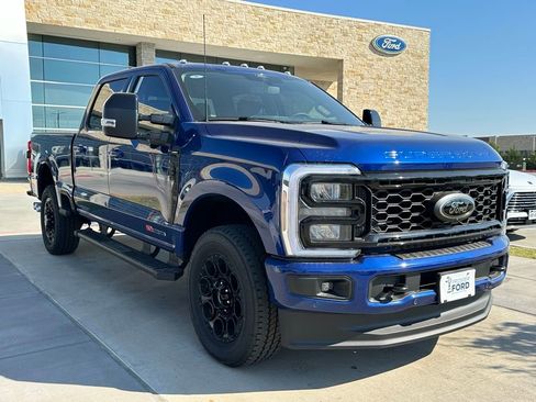 New 2026 Ford F250 Lariat w/ Black Appearance Package image 45