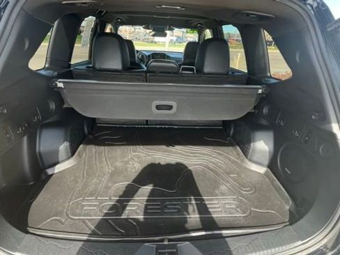 Used 2025 Subaru Forester Limited w/ Popular Package #2 image 8