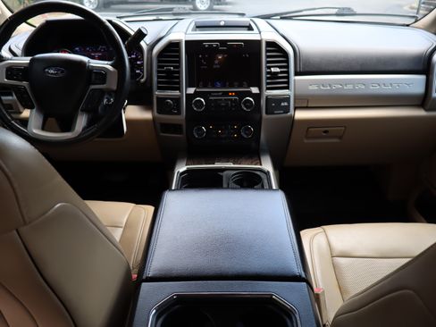 Used 2019 Ford F250 Lariat w/ Lariat Value Package AWD/4WD image 28