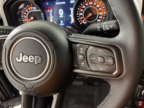 New 2026 Jeep Gladiator Mojave AWD/4WD image 27
