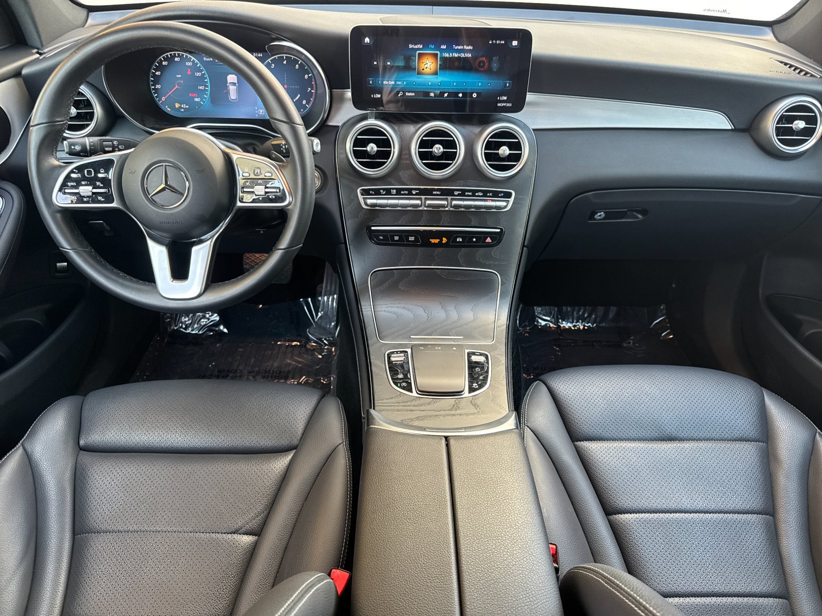 Used 2020 Mercedes-Benz GLC 300 image 13