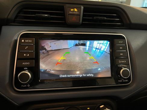 Used 2025 Nissan Versa SV w/ Trunk Package image 23