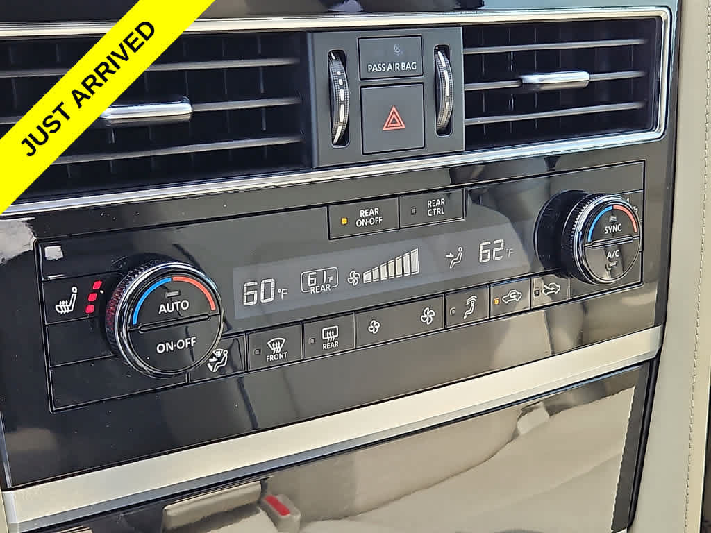 Used 2022 INFINITI QX80 Luxe w/ Cargo Package AWD/4WD image 16