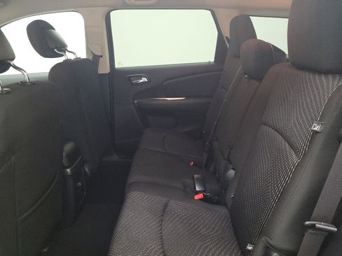 Used 2020 Dodge Journey SE FWD image 18
