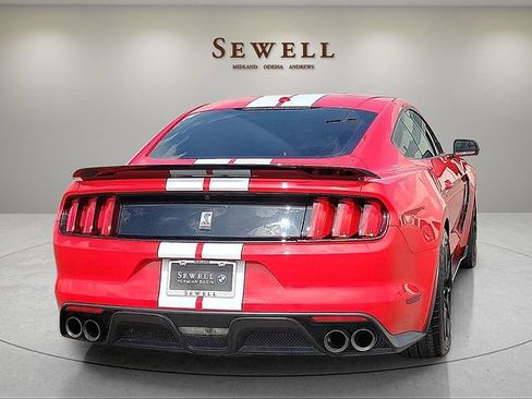 Used 2016 Ford Mustang Shelby GT350 w/ Technology Package RWD image 5