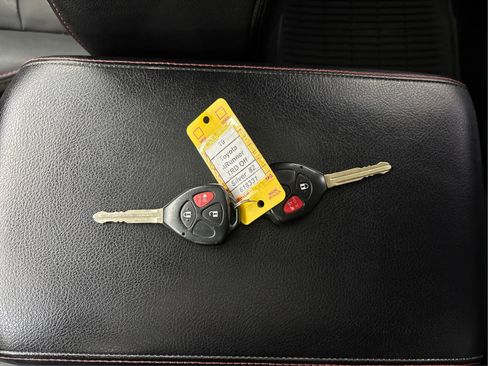 Used 2019 Toyota 4Runner TRD Off-Road Premium image 41