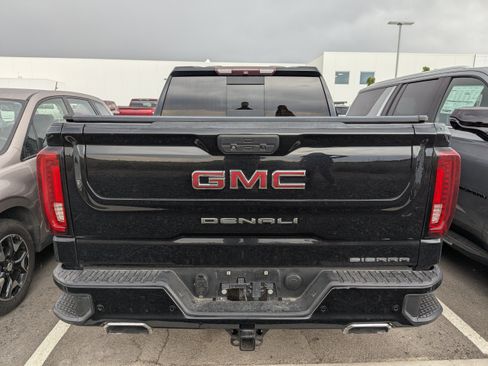 Used 2019 GMC Sierra 1500 Denali w/ Denali Ultimate Package AWD/4WD image 5