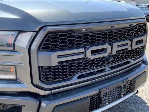 Used 2019 Ford F150 Raptor w/ Equipment Group 802A Luxury AWD/4WD image 30