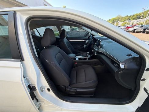 Used 2023 Nissan Altima 2.5 SV AWD/4WD image 75