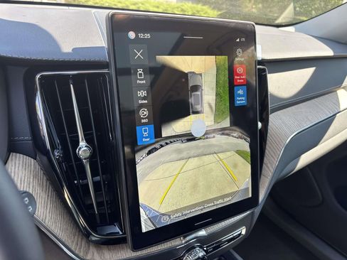 New 2026 Volvo XC60 B5 Ultra w/ Protection Package Premier image 20