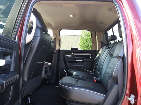 Used 2019 RAM 2500 Laramie AWD/4WD image 16