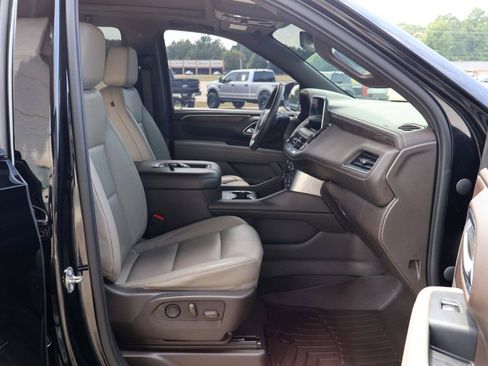 Used 2022 Chevrolet Tahoe Z71 AWD/4WD image 11