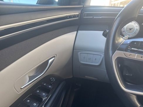 Used 2024 Hyundai Tucson Limited image 25