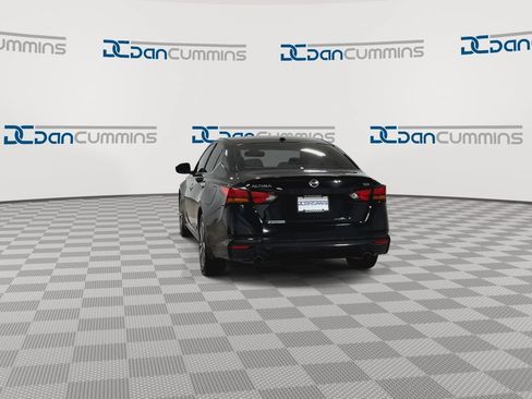 Used 2019 Nissan Altima 2.5 SV FWD image 8