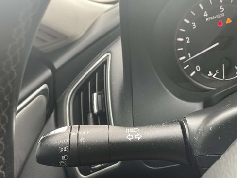 Used 2019 INFINITI Q50 Luxe w/ Essential Package (3.0T Luxe) RWD image 39