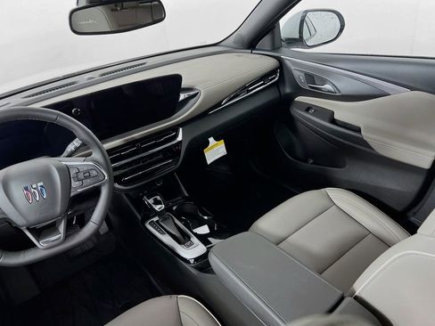 New 2025 Buick Envista Avenir image 20