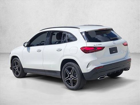 Used 2025 Mercedes-Benz GLA 250 image 8