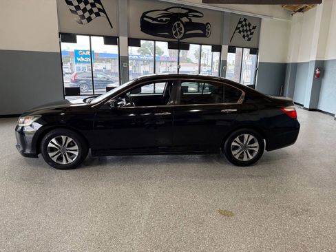 Used 2015 Honda Accord LX image 4