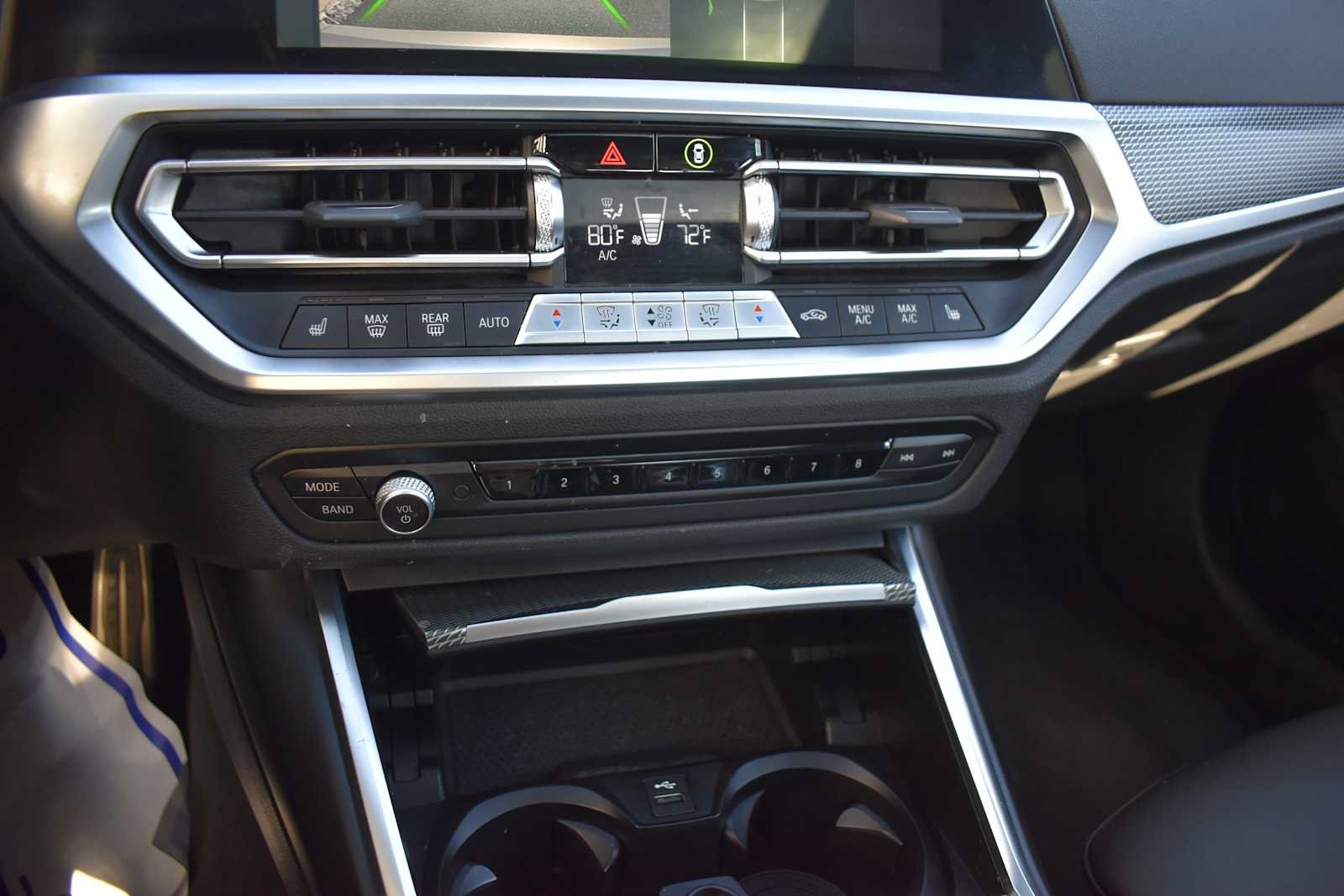 Used 2022 BMW 330i xDrive Sedan w/ M Sport Package AWD/4WD image 29