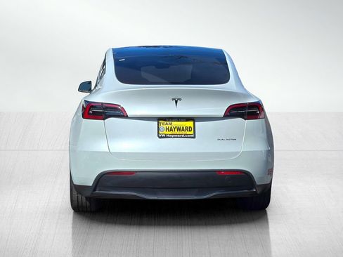 Used 2023 Tesla Model Y Long Range image 5