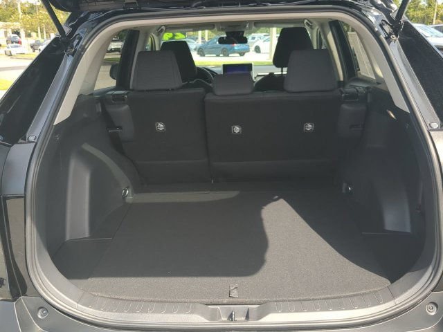 Certified 2024 Toyota RAV4 LE AWD/4WD image 12