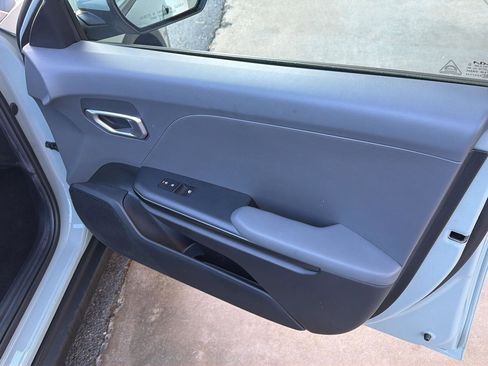 Used 2025 Kia K4 FWD image 14