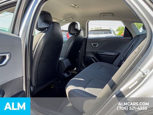 Used 2025 Kia K4 FWD image 12