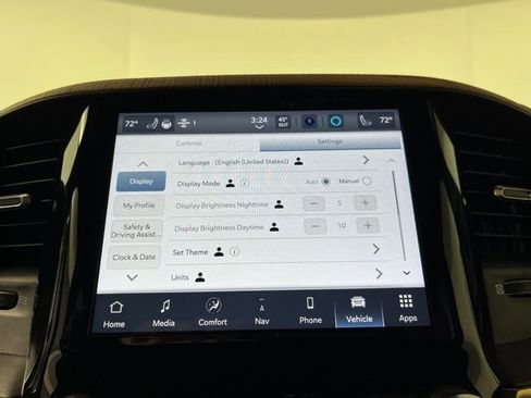 Used 2022 RAM 1500 Limited w/ Bed Utility Group image 29