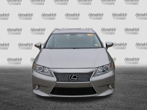 Used 2015 Lexus ES 350 w/ Luxury Package FWD image 3
