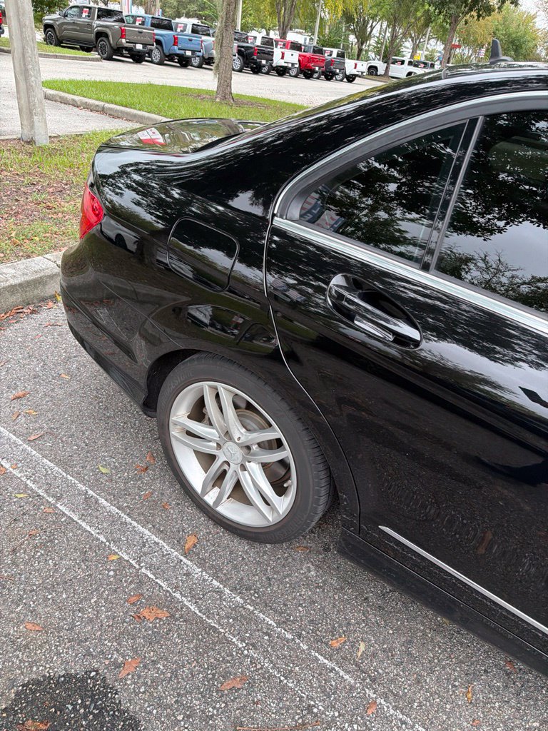 Used 2013 Mercedes-Benz C 250 Sedan image 6