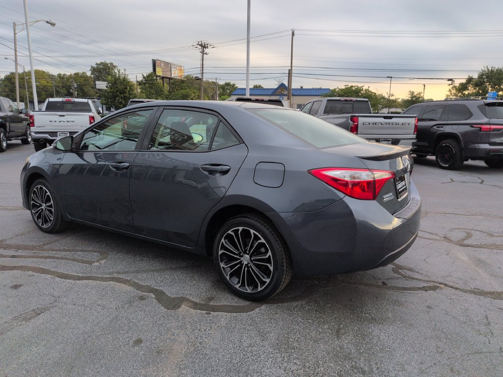Used 2015 Toyota Corolla S FWD image 3