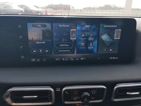 New 2026 Nissan Sentra SR w/ SR Premium Package FWD image 18